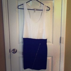 NWOT BCBG white and black racer back dress size sm