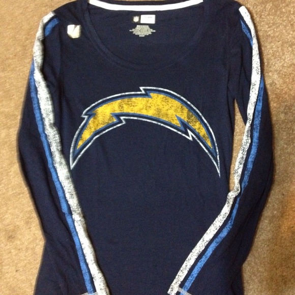 Charger long sleeve tshirt