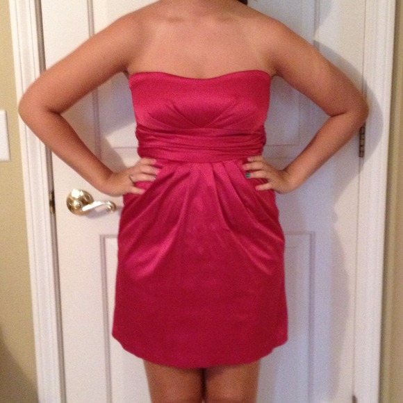 HOST PICK 🎉🎉Pink short sweetheart formal dress