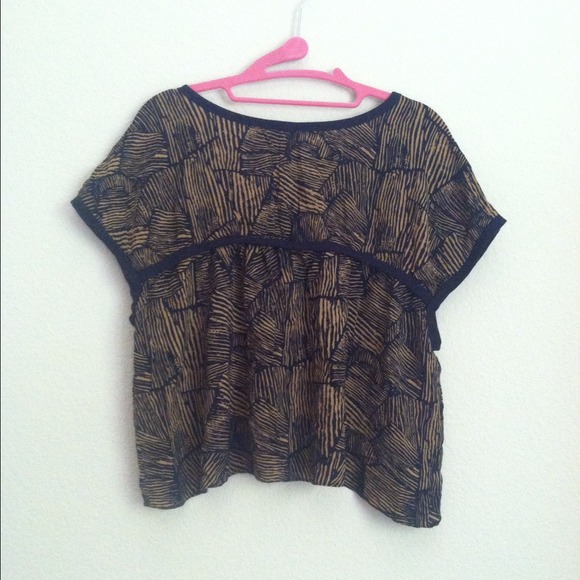 Brown Tribal Croptop - Picture 3 of 3