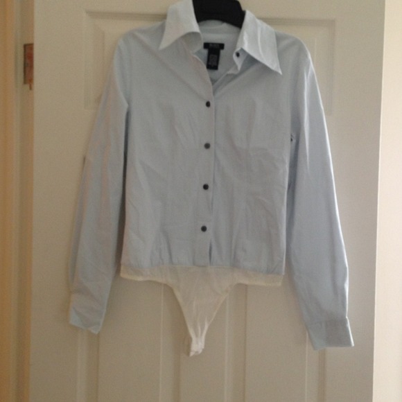 Body by Victoria light blue blouse