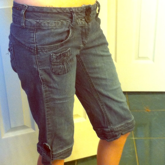 Denim Capri pants