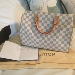 😍Sold😍Louis Vuitton Speedy 30