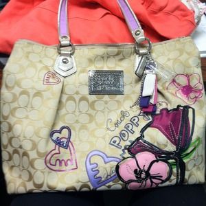 *SOLD*Coach Poppy Purse