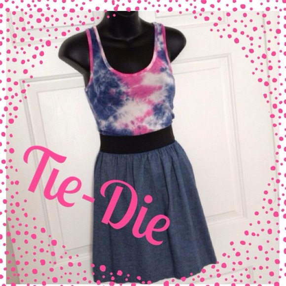 Dresses & Skirts - tank style dress