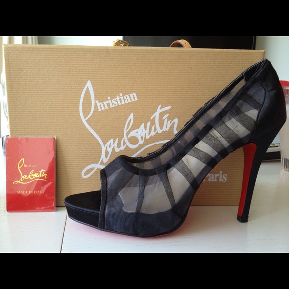 Christian Louboutin black peep toe - Picture 3 of 4