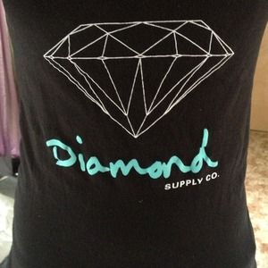 Diamond supply v-neck t-shirt