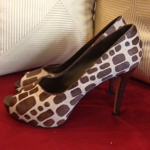 Nine West Safari Print Fur Peep Toe Heels - Picture 2 of 4