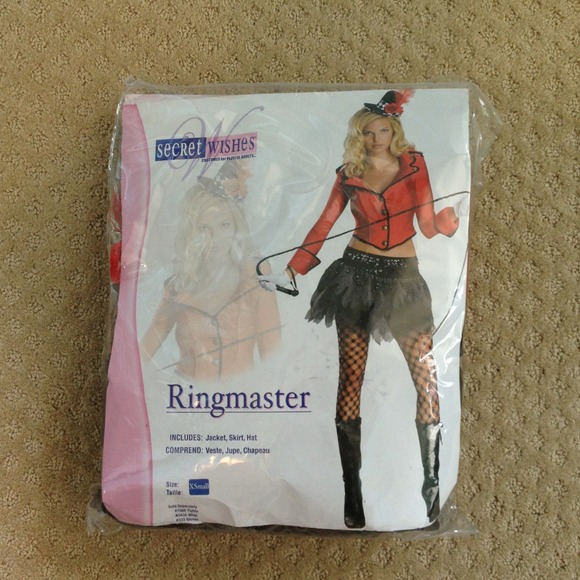 Ringmaster costume