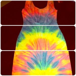 🔴SOLD!🔴NWOT🌴TieDye Sun Dress!