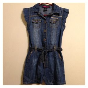 Girls rompers w/embellished stone