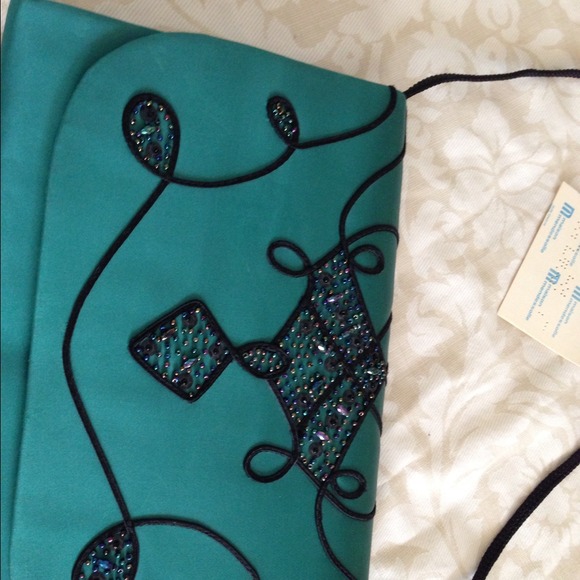 Purse - Picture 2 of 2
