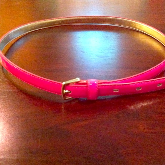 🔴SOLD🔴NWOT🌴Express Hot Pink Belt! - Picture 1 of 1