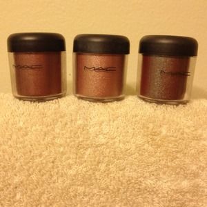 ❗ON HOLD ❗🎀 Mac Makeup🎀