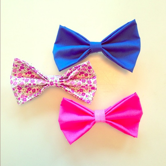 Liv Madly Bows