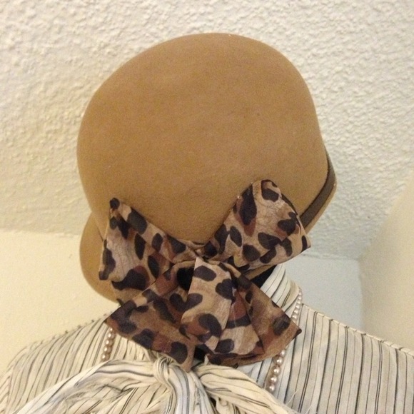 Bundled! Leopard Bow Brown Wool Hat Summer/Winter