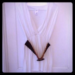 *TRADE* White Shirt w/attached Belt