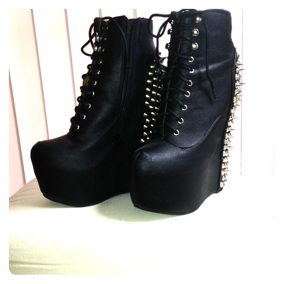 Jeffrey Campbell Damsel Spike boots