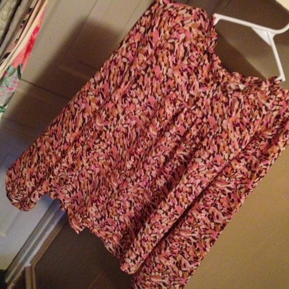 Long sleeve floral top