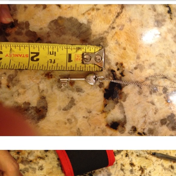 Tiffany heart key necklace with diamond reserved - Picture 2 of 4