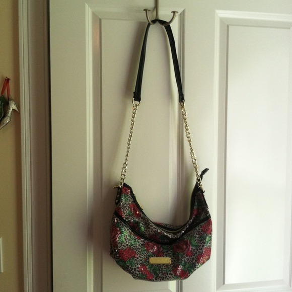 Betsy Johnson small purse w/matching makeup case