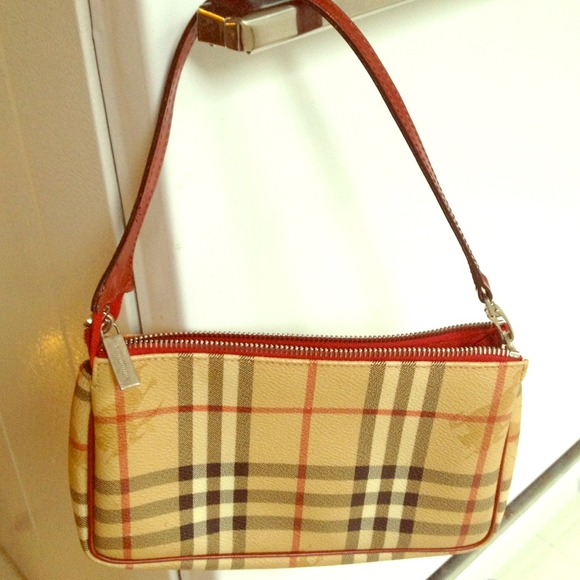Burberry 100% Authentic