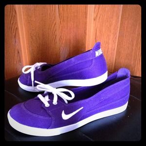 Nike Canvas Shoes NWOT