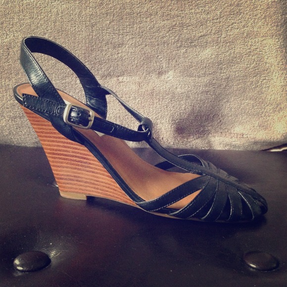 Steve Madden MaryJane Wedges