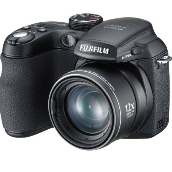 💗Hold for💗liart💗 FujiFilm Finepix 10mp