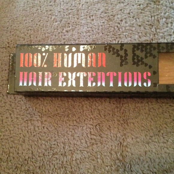18 inch blonde hair extensions. Lightly used.