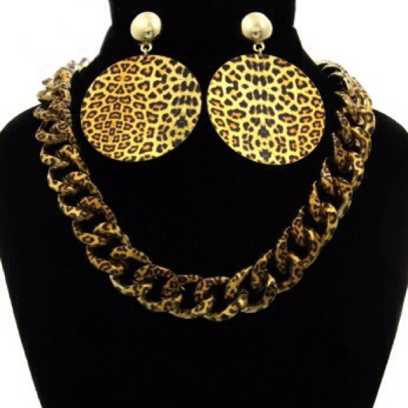 Cheetah necklace