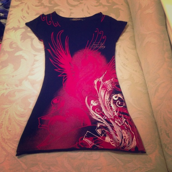 Ed Hardy short sleeve v-neck shirt/mini dress