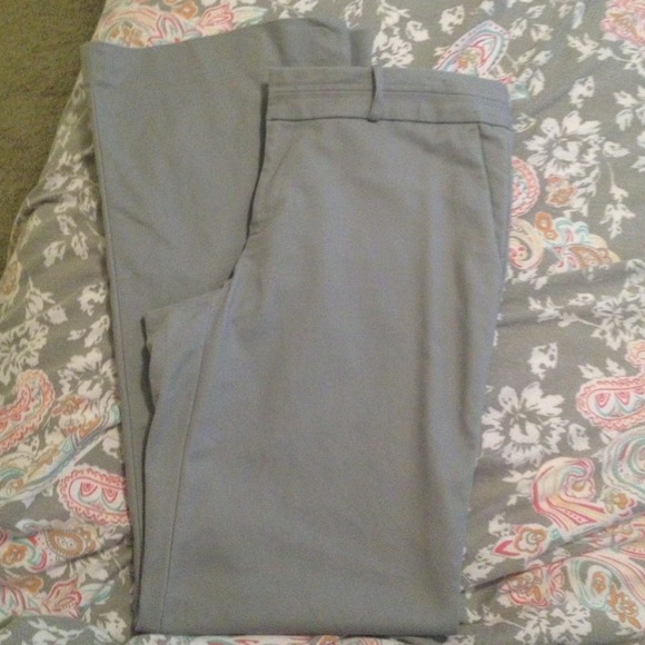 SOLD IN BUNDKE Banana Republic Martin