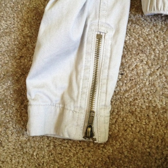 Jacket - Picture 2 of 4