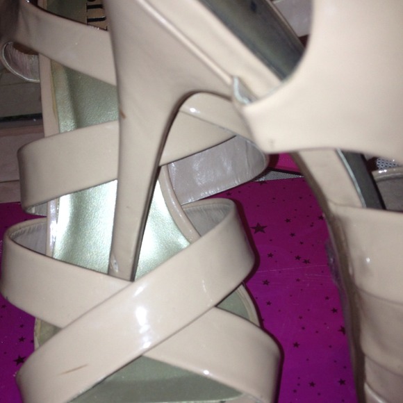 Shoes - Picture 2 of 3