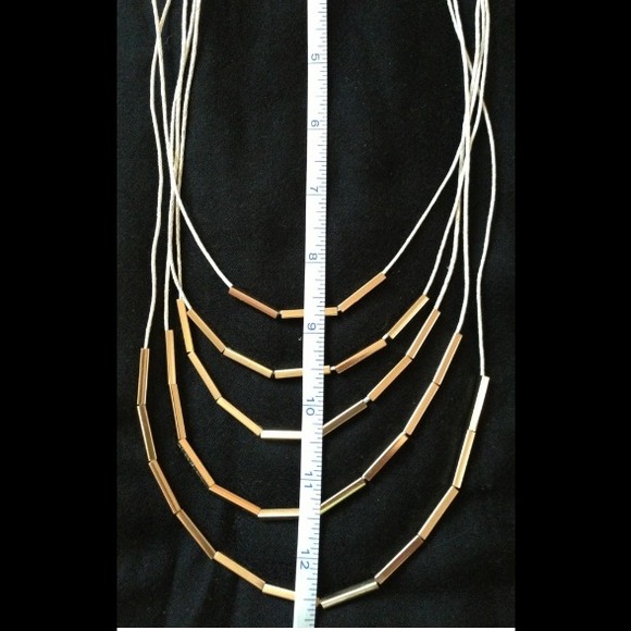 White & gold long necklace - Picture 2 of 2