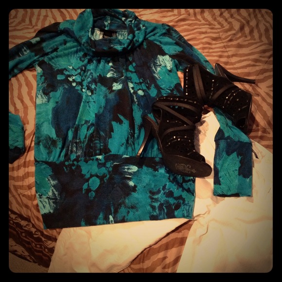 Cow neck vintage style new top