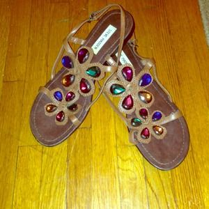 Steve Madden Sandals flower rhinestones Size 9.5