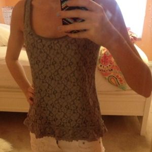 Cute hollister grey lace babydoll top!