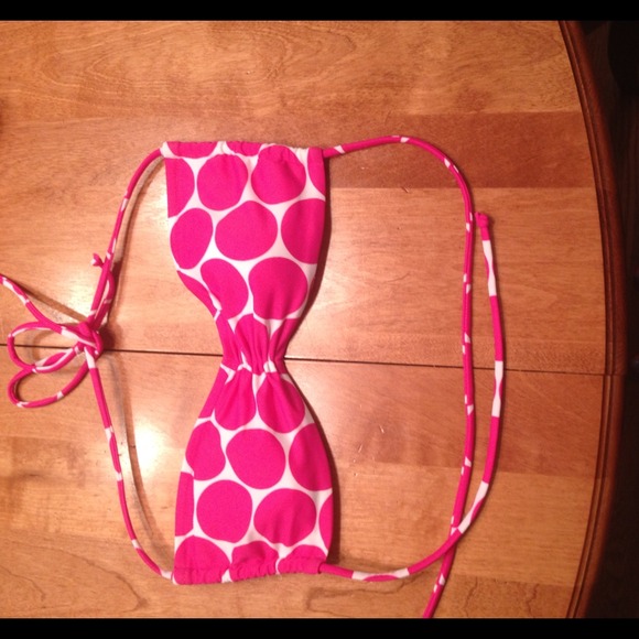 Victorias Secret brand new bikini top - Picture 1 of 3