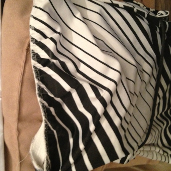 Sold...black white dress - Picture 3 of 4