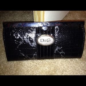 D & G wallet purchased in NY