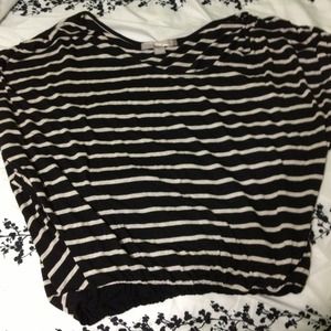 Lose black and white top with built in tank top