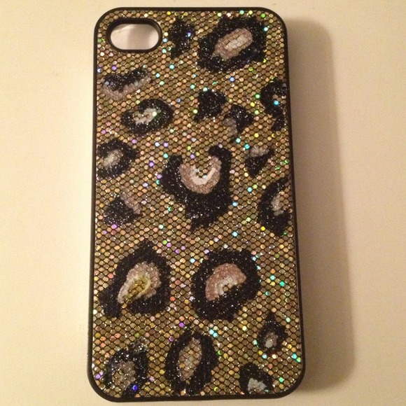SOLD !!!  Leopard print iPhone case⭐