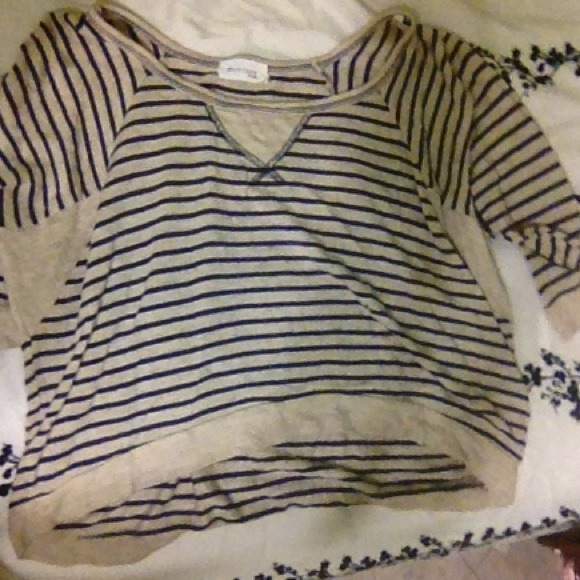 Navy and white crop top. - Picture 1 of 1