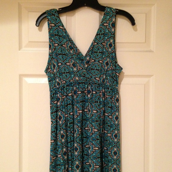 NY&Co Dresses & Skirts - *Bundle for strmlily-dress,sweater,tank,hair care*