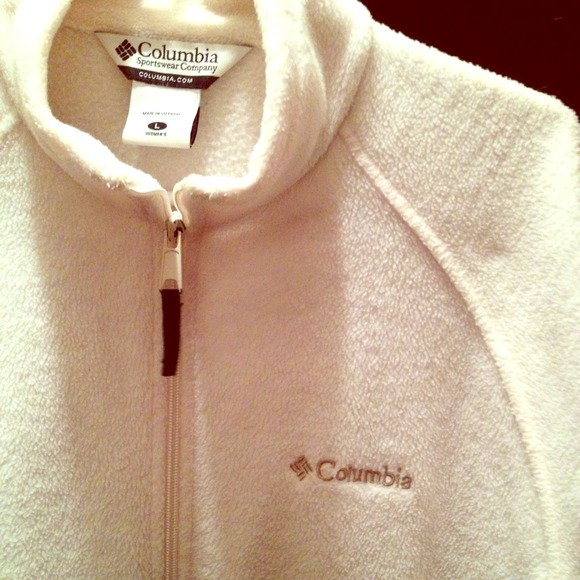 White Columbia zip-up fleece