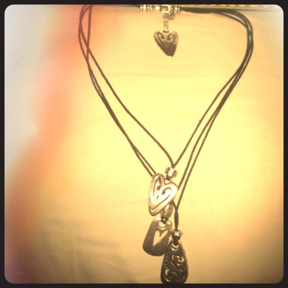 Beautiful Brighton 3 tiered charm necklace 🌹