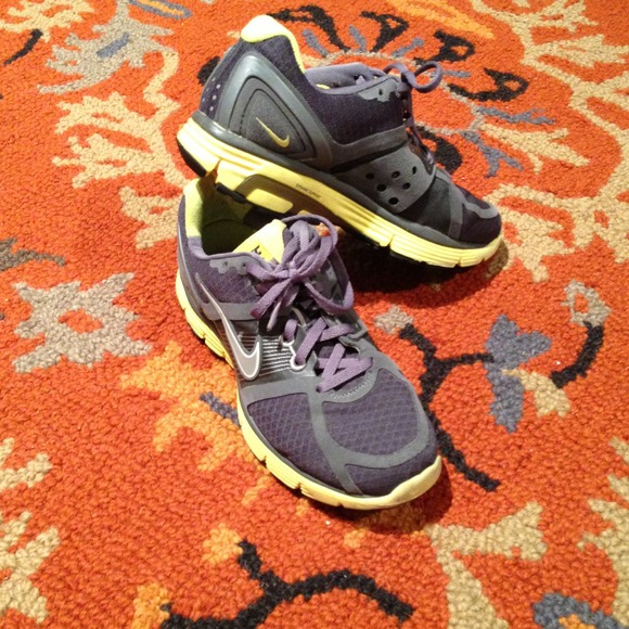 Nike "Lunarglide" Running Shoes Size 7