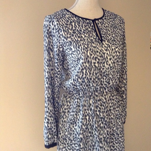 Zara Leopard Keyhole Long Sleeve Dress - Picture 3 of 4